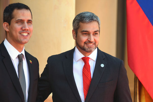 Jorge Rodríguez: Guaidó recibió US$100 millones de Paraguay y el líder opositor dice que es un montaje
