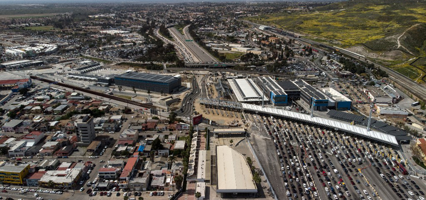 Migrantes en frontera norte y sur de M&eacute;xico celebran Navidad en medio de la incertidumbre