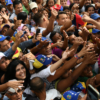 Maduro y Guaidó miden fuerzas antes de manifestaciones del 1° de mayo