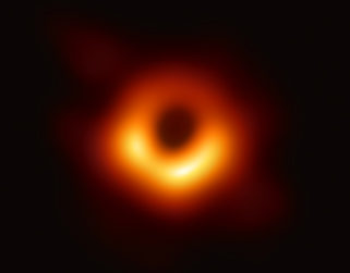Sale a la luz la primera imagen de un agujero negro