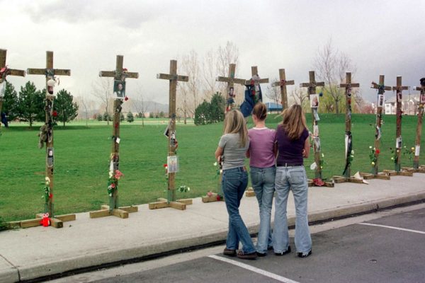Columbine conmemora los 20 años de la matanza de 13 personas en una escuela