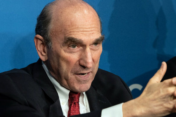 Elliott Abrams pide a Biden mantener sanciones contra Maduro y su entorno