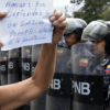 «Los necesitamos», opositores venezolanos claman apoyo a militares