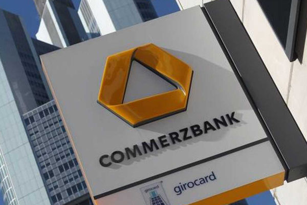 Ganancias de Commerzbank caen 54,2% en el primer trimestre hasta los €120 millones 