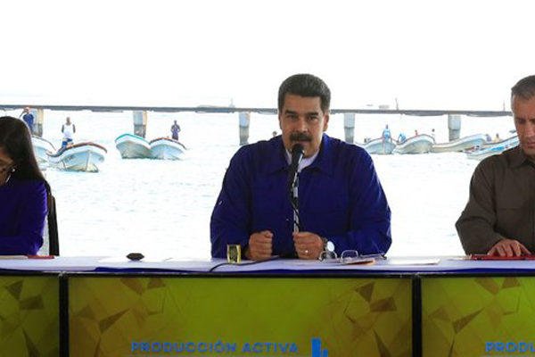 Maduro a la oposición: Díganle la verdad a su gente sobre el diálogo