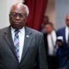 Clyburn: Juicio contra Trump necesitaría apoyo público