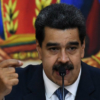 Maduro vuelve a prometer $30 en Petros a empleados públicos que cubren 20% de cesta básica