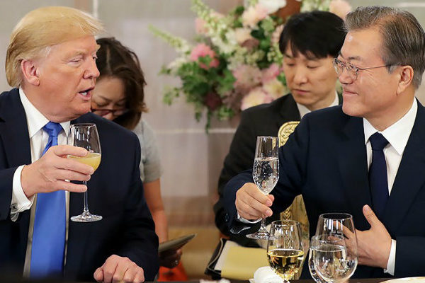 Trump propone a Kim una reunión en la frontera entre las dos Coreas