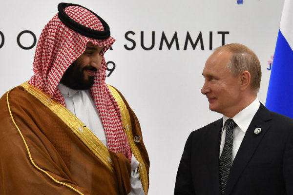 Rusia y Arabia Saudí apoyarán extensión del acuerdo de recorte petrolero