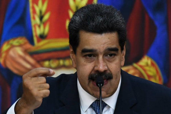 Ya no es persona «non grata»: regresa embajador alemán expulsado por Maduro