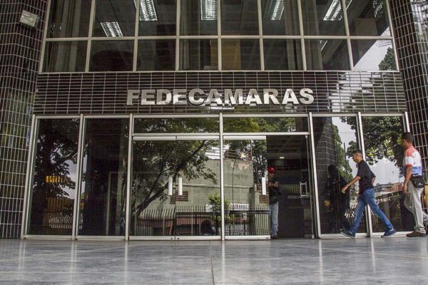 Fedecámaras aboga por acordar proyecto eléctrico de la CAF