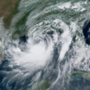 Barry se convirtió en huracán a su llegada a Luisiana