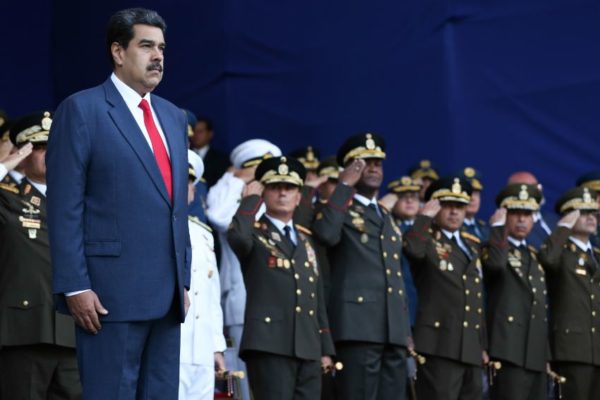Maduro coloca a Suárez Chourio como su oficial militar más cercano