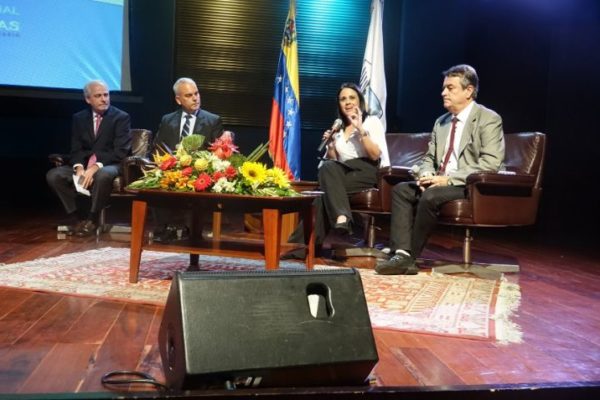 Fedecámaras | Se derrumba consumo de alimentos y en supermercados se mira pero no se compra