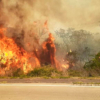 Bolivia usa avión super tanquero de Boeing para sofocar incendios en su área amazónica