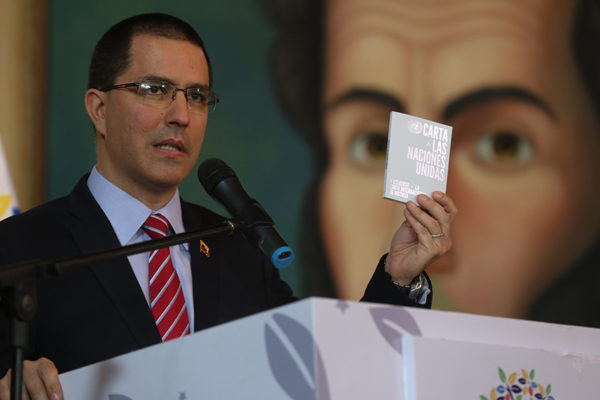 Arreaza: «falso positivo» de EEUU busca vincular a gobierno de Venezuela con narcotráfico