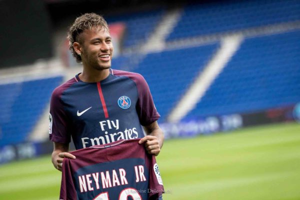 El PSG comienza negociaciones para renovar a Neymar, Mbappé y Di María