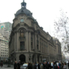 Bolsa y peso chileno se desploman tras estallido social