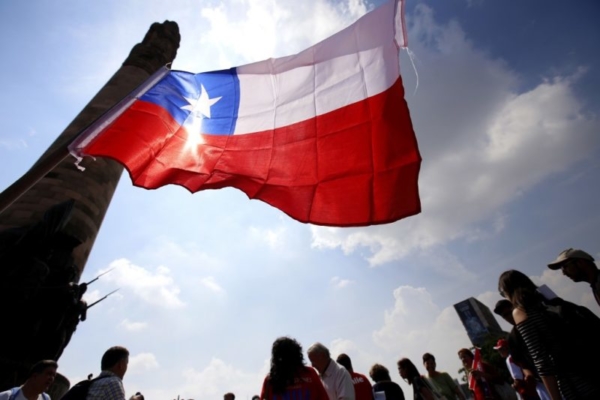 Protestas en Chile en favor y en contra de una nueva Constitución