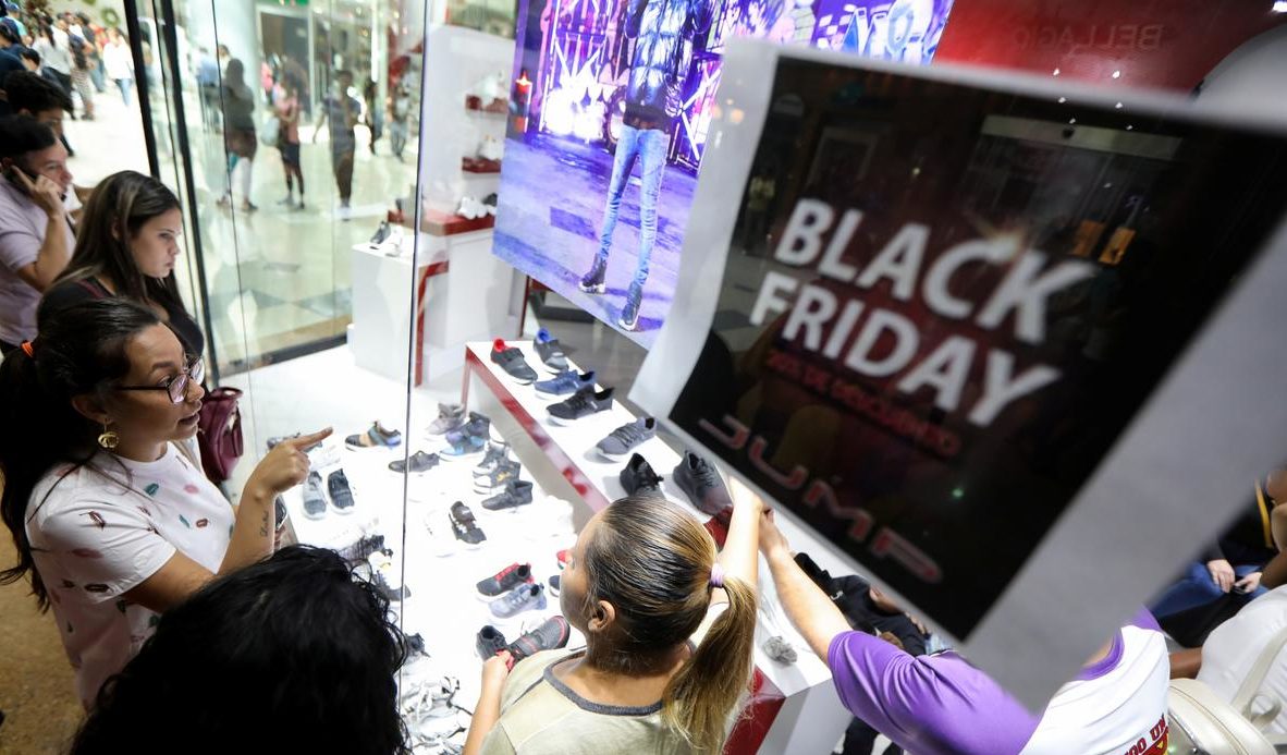 Electrodomésticos y artículos de tecnología serán los más buscados en el Black Friday
