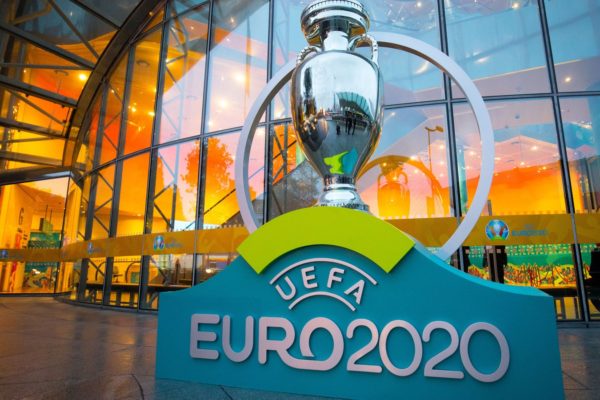 UEFA promete una Eurocopa 2020 ecológica