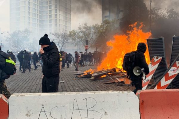 Disturbios en París en primer aniversario de protestas de los chalecos amarillos
