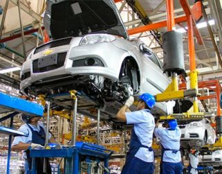 Favenpa| Sector automotriz enfrenta una caída de la producción de 99,9%