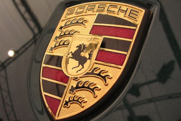 Porsche lidera ranking de las marcas más lujosas del mundo en 2019