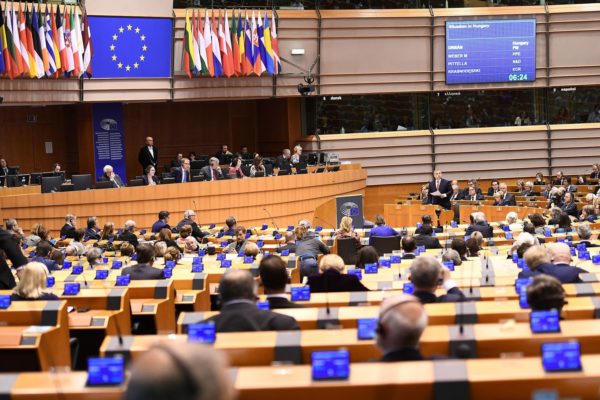 Eurocámara y Consejo retomarán el lunes la negociación del presupuesto UE 2020