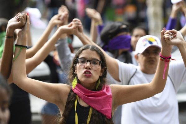 Conflicto político bloquea visibilización del feminicidio en Venezuela