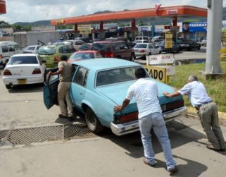Pdvsa se pone plazo perentorio de 6 a 8 semanas para producir gasolina en CRP