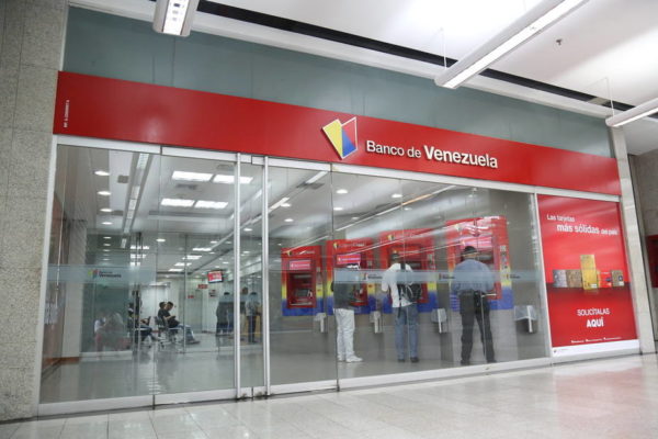 Banca venezolana perdió 5.565 empleados entre 2018 y 2019
