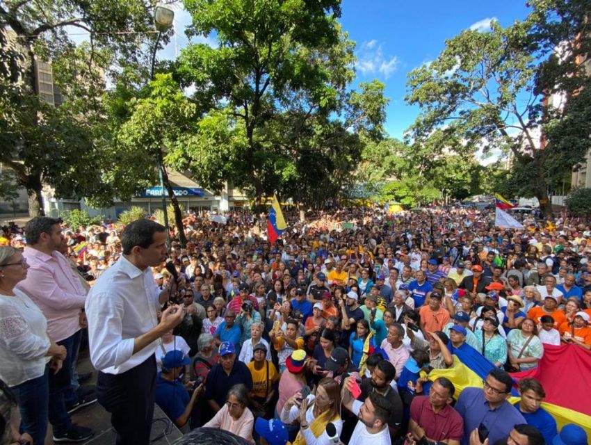 Guaidó: «Venezuela no está en venta a los rusos ni se subasta»