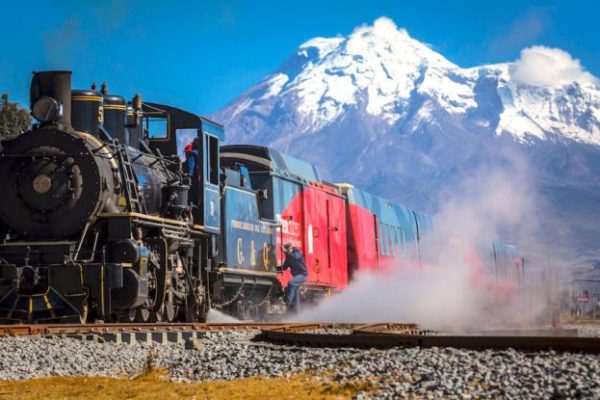 Ecuador recibe sello de seguridad sanitaria como destino turístico