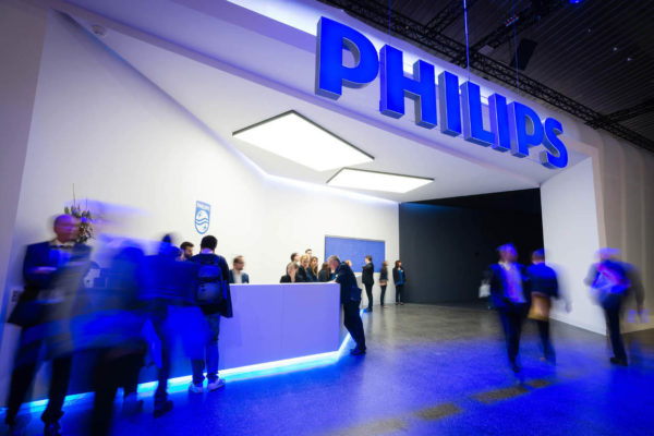 Beneficio neto de Philips cayó 76% hasta los US$42 millones en primer trimestre