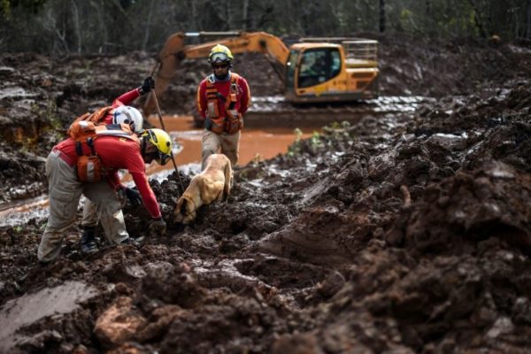 Tras el desastre de Brumadinho, la seguridad de los diques mineros se refuerza en Brasil