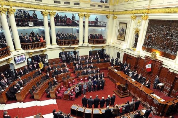 Perú elige el Congreso que definirá si avanza la cruzada anticorrupción