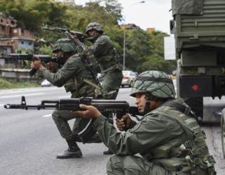 Tribunal especial acusa a 25 militares colombianos por ejecuciones de 247 civiles