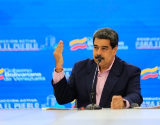 Maduro denunció censura de Facebook por publicación sobre molécula DR-10