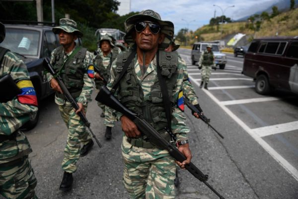Militares venezolanos se ejercitan ante supuestas amenazas de «agresión»