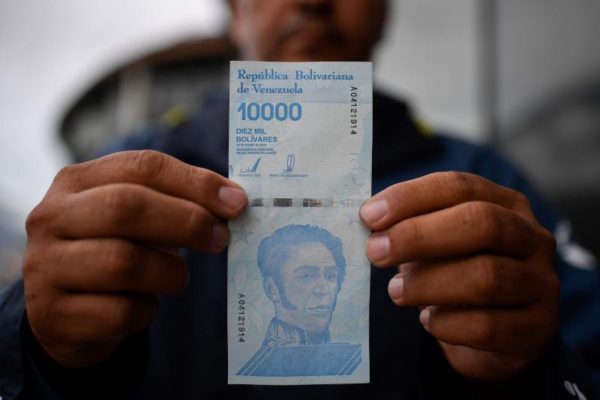 Billetes de 10.000, 20.000 y 50.000 bolívares apenas suman 2,38% del circulante en Venezuela