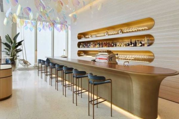 Louis Vuitton abre su primer café y restaurante en Japón