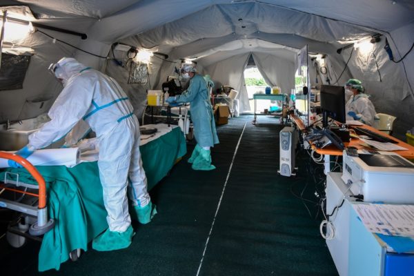 OMS: Europa ve «señales alentadoras» de mejoría de pandemia en la región