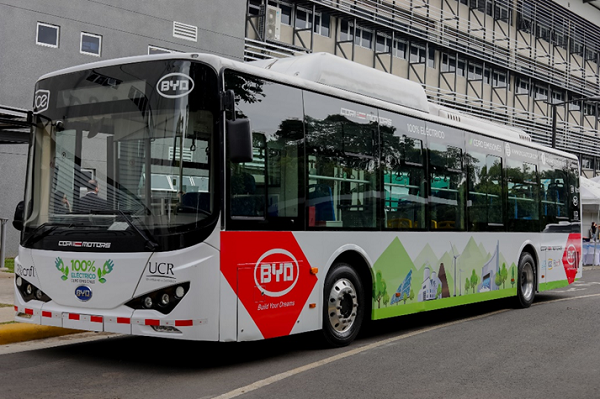Costa Rica pone en marcha plan para adoptar autobuses eléctricos