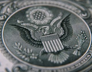 Dólar paralelo vuelve a superar Bs.5 y perfila tendencia alcista ante mayor emisión monetaria del BCV