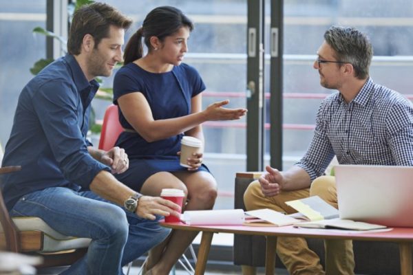 OIT: equilibrio de género en cargos directivos es más beneficioso para las empresas