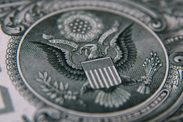 Dólar paralelo cerró la mitad de semana en Bs.1.634.318,38 tras nueva alza de 3,36%