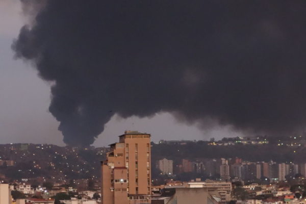 Galpones del CNE en Caracas se incendian a meses de posibles elecciones
