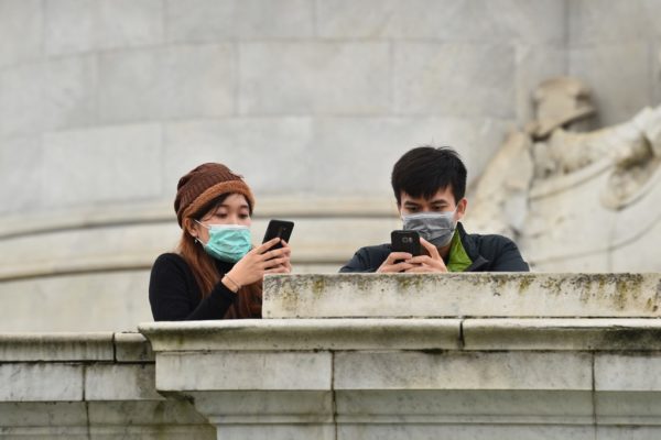 Reino Unido exime a más países de la polémica cuarentena en favor de la economía