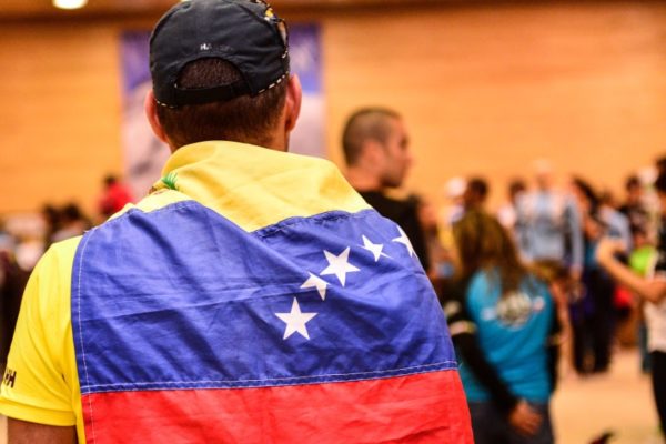 Informe Especial | Venezuela entra en una realidad que requiere de un nuevo pacto social